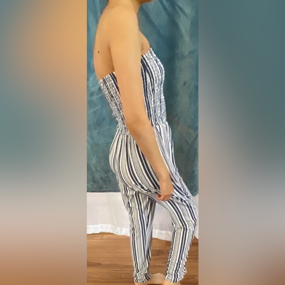 Strapless jumper